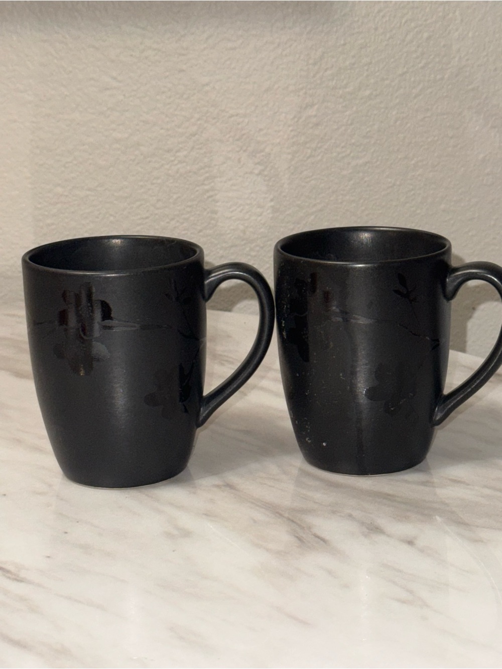Target Stoneware Black Floral Coffee Mug Set 2pc 14 fl oz DW/MW/Oven Safe